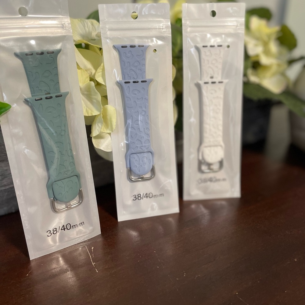 Bundle of 3 apple watch plastic bands